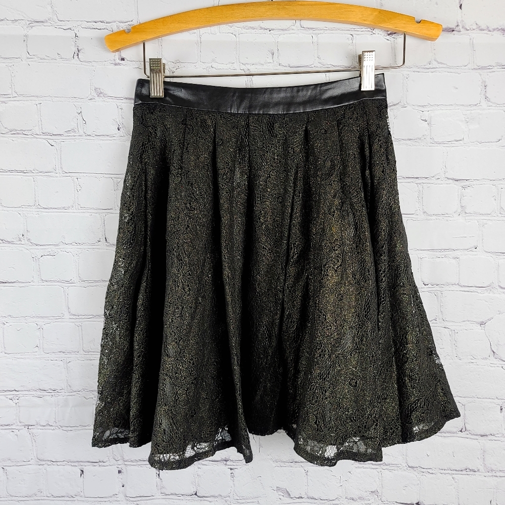 Ark&Co Black & Gold.Skaters Skirt szS